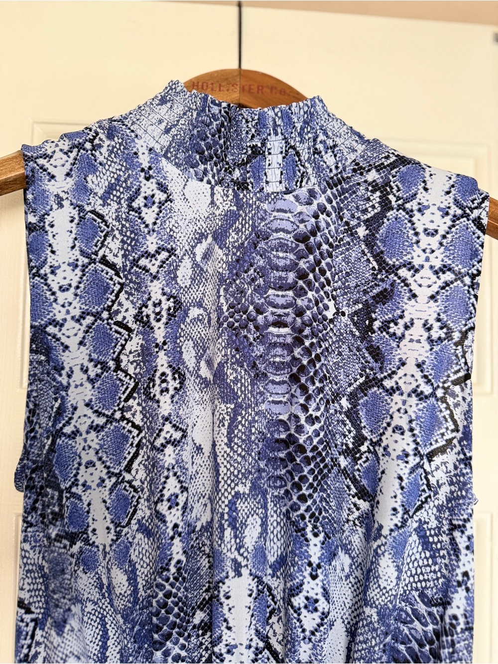 Nanette Lepore Blue Snake-Print‎ Sleeveless Midi Dress. Sz 12 - Picture 4 of 10